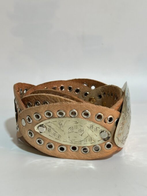 Cozy Elegance: The Leather Belt with Huge Oval Buckle - Image 4